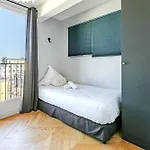 Apartment Proche Chateau - Vue Panoramique & Confort Versailles