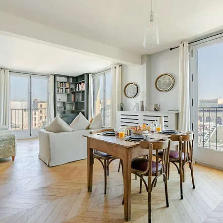 Proche Chateau - Vue Panoramique & Confort 아파트 베흑사이으