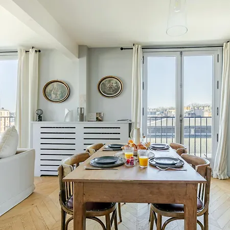Proche Chateau - Vue Panoramique & Confort 아파트