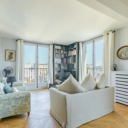 Апартаменты Proche Chateau - Vue Panoramique & Confort *